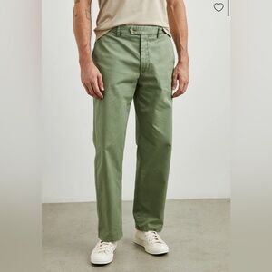 Rails men’s Garrett baggy chino pant in Spring Olive size 30x31